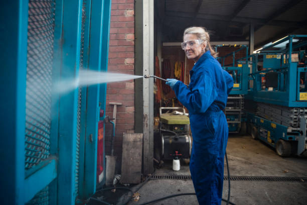 Best Machinery and Equipment Cleaning  in Belgium, WI
